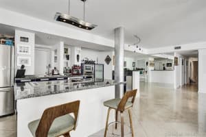 5825 Collins Ave #4f, Miami Beach, FL 33140, Sold 05/28/21
