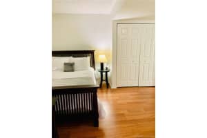 9360 Fontainebleau Blvd, Miami, FL 33172, Sold 07/27/20