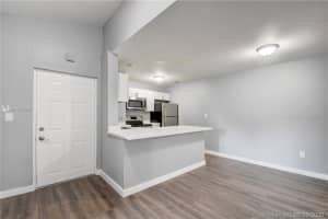 17580 NW 67th Pl, Hialeah, FL 33015, Sold 06/23/20