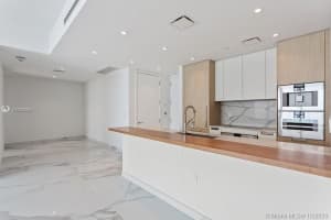 15701 Collins Ave, North Miami Beach, FL 33160, Sold 03/05/21