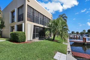 1100 SE 5th Ct, Pompano Beach, FL 33060, Sold 08/13/20