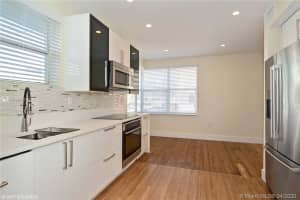 1061 Euclid Ave, Miami Beach, FL 33139, Sold 10/28/20