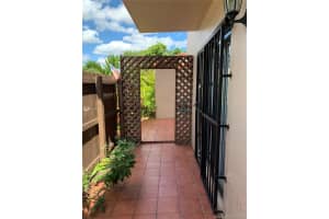 3814 SW 79th Ave, Miami, FL 33155, Sold 10/23/20