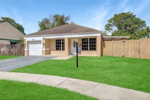 920 SW 86th Ave, Pembroke Pines, FL 33025, Sold 06/23/20