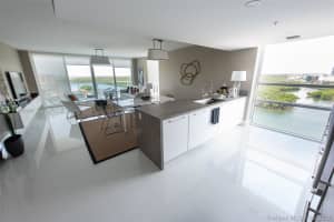 400 Sunny Isles Blvd, Sunny Isles Beach, FL 33160, Sold 01/07/22