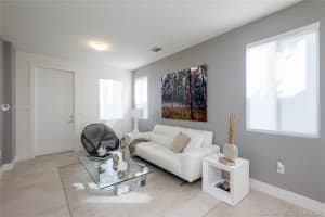 7256 NW 103rd Path, Doral, FL 33178, Sold 11/06/20