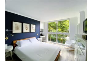 2951 S Bayshore Dr, Miami, FL 33133, Sold 08/31/20