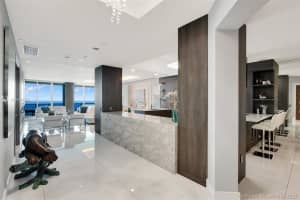 2711 S Ocean Dr, Hollywood, FL 33019, Sold 08/04/20