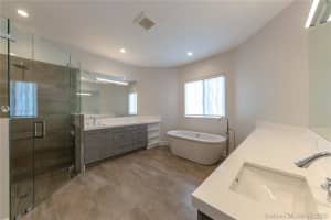 1882 Palisades Dr, West Palm Beach, FL 33411, Sold 09/28/20