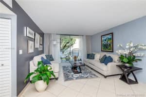 8405 NW 8th St, Miami, FL 33126, Sold 06/22/20