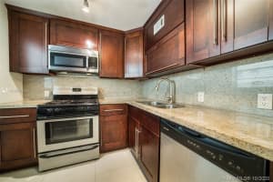 730 Pennsylvania Ave, Miami Beach, FL 33139, Sold 12/07/20