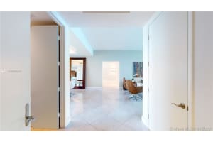 15811 Collins Ave, Sunny Isles Beach, FL 33160, Sold 10/16/20