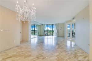 900 NE 195th St, Miami, FL 33179, Sold 10/15/20