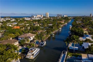 425 SE 26th Ave, Fort Lauderdale, FL 33301, Sold 08/20/20