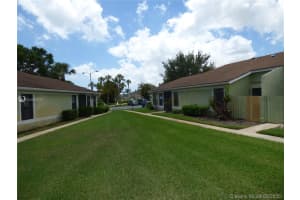 4309 Willow Brook Cir, West Palm Beach, FL 33417, Sold 08/28/20