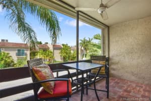 5264 NE 6th Ave D18, Oakland Park, FL 33334, Sold 07/01/20