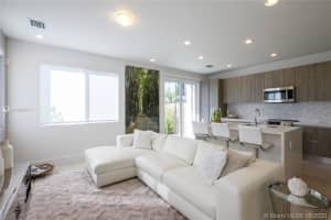 10271 NW 72nd St, Doral, FL 33178, Sold 08/18/20