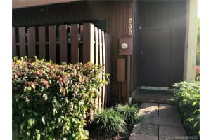 454 SE 14th St, Dania Beach, FL 33004, Sold 07/31/20