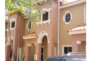 778 SW 107th Ave, Pembroke Pines, FL 33025, Sold 11/09/20