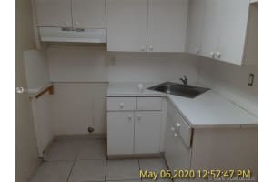666 W 81st St, Hialeah, FL 33014, Sold 11/04/20