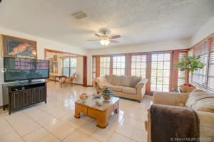 8871 SW 4th Ln, Miami, FL 33174, Sold 09/03/20