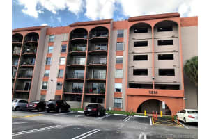 5201 NW 7th St, Miami, FL 33126, Sold 09/04/20