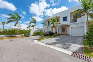7187 NW 103rd Path, Doral, FL 33178, Sold 08/20/20