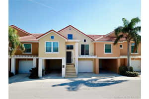 23 Crescent Pl S, St. Petersburg, FL 33711, Sold 05/19/20