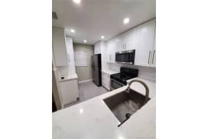 12048 S Las Palmas Dr, Pembroke Pines, FL 33025, Sold 09/29/20