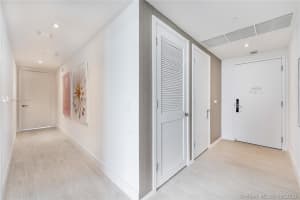 4010 S Ocean Dr r1004, Hollywood, FL 33019, Sold 11/16/21