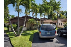 2260 Nova Village Dr, Davie, FL 33317, Sold 07/09/20