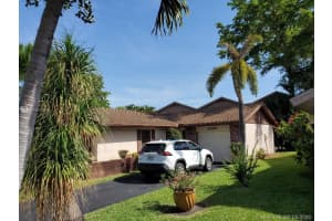 2260 Nova Village Dr, Davie, FL 33317, Sold 07/09/20