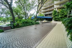 2901 S Bayshore Dr #1h, Miami, FL 33133, Sold 07/02/20