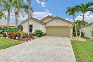 10429 Lexington Cir S, Boynton Beach, FL 33436, Sold 06/18/20