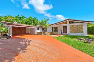 478 Tamarind Dr, Hallandale Beach, FL 33009, Sold 10/05/20