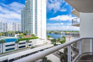 20191 E Country Club Dr, Miami, FL 33180, Sold 08/11/20