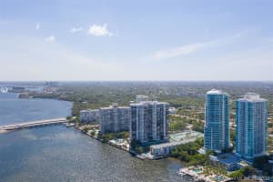 Add Building Entrance, 2127 Brickell Ave, Miami, FL 33129, Sold 06/04/21