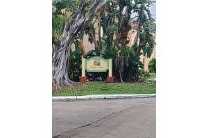 4543 Treehouse Ln, Tamarac, FL 33319, Sold 11/30/20