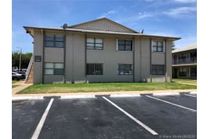 15322 SW 72nd St, Miami, FL 33193, Sold 08/11/20