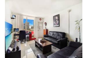 1300 Lincoln Rd C803, Miami Beach, FL 33139, Sold 08/19/20