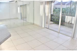 5308 NE 6th Ave G14, Oakland Park, FL 33334, Sold 12/23/20