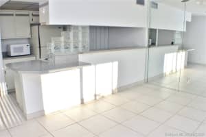 5308 NE 6th Ave G14, Oakland Park, FL 33334, Sold 12/23/20