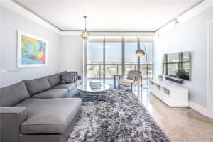 450 Alton Rd, Miami Beach, FL 33139, Sold 02/26/21