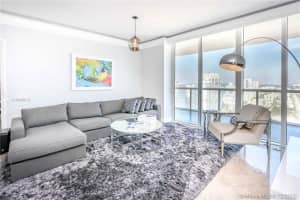 450 Alton Rd, Miami Beach, FL 33139, Sold 02/26/21