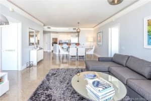 450 Alton Rd, Miami Beach, FL 33139, Sold 02/26/21