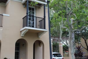 8720 Blaze Ct, Cooper City, FL 33328, Sold 08/28/20