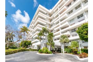 155 Ocean Ln Dr, Key Biscayne, FL 33149, Sold 05/07/21