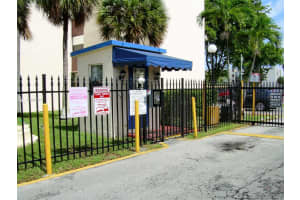 9411 SW 4th St, Miami, FL 33174, Sold 12/08/20