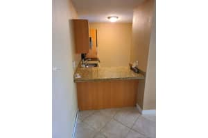 4019 N University Dr, Sunrise, FL 33351, Sold 07/17/20