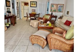 300 Sunrise Dr #2a, Key Biscayne, FL 33149, Sold 06/01/21